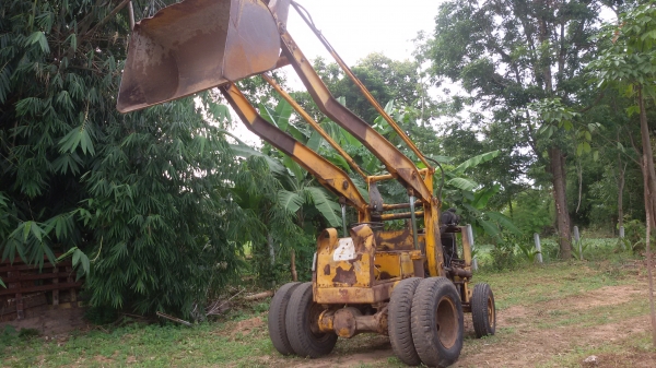 ขาย( 95,000)) รถตักล้อยาง โคมัสสุSD-30 สภาพดีพร้อมใช้ ขาย( 95,000)) รถตักล้อยาง โคมัสสุSD-30 สภาพดีพร้อมใช้