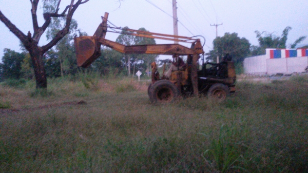 ขาย( 95,000)) รถตักล้อยาง โคมัสสุSD-30 สภาพดีพร้อมใช้ ขาย( 95,000)) รถตักล้อยาง โคมัสสุSD-30 สภาพดีพร้อมใช้