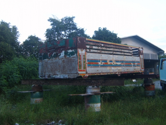 ขายกระบะบรรทุกสิบล้อ