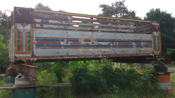 ขายกระบะบรรทุกสิบล้อ