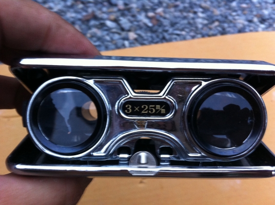 กล้องพับ sport glass กำลังขยาย 3* 25 ผลิตญี่ปุ่นของเก่าเก็บสภาพเหมือนใหม่พับเก็บได้สวย