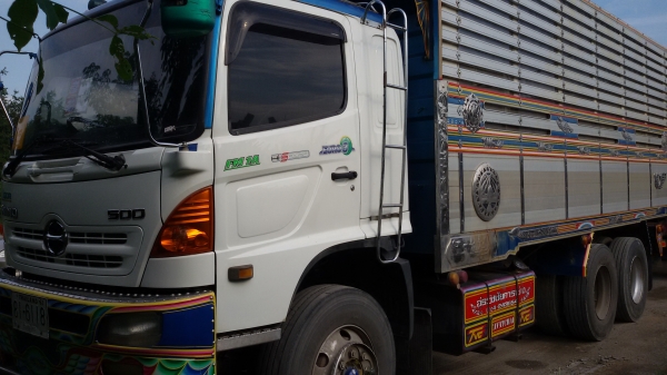 รถฮีโนเม็กก้า344ซีลี้500ดั้มเนียมธวัชชัย