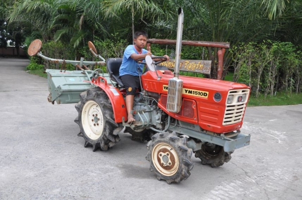 ขายรถไถYANMAR 1510Dขับเคลื่อน4ล้อ 3สูบ สภาพสวยเดิมจากญี่ปุ่น 85,000เท่านั้น