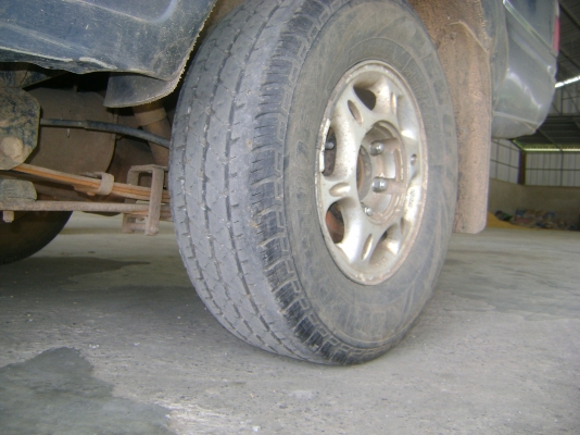 อีชูชุ 2500 เทอร์โบ รถปี 40 ราคา 145,000 บาท ปรับ เหลือ 140,000 บาท อีชูชุ 2500 เทอร์โบ รถปี 40 ราคา 145,000 บาท ปรับ เหลือ 140,000 บาท