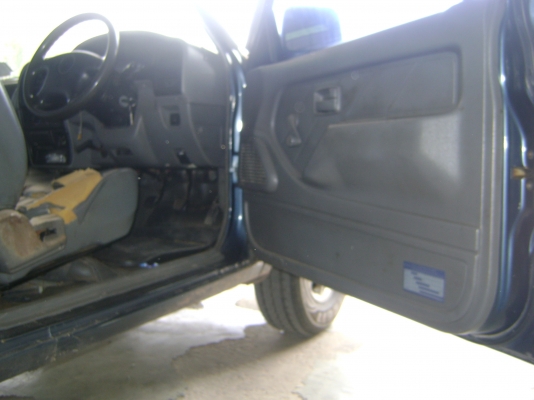 อีชูชุ 2500 เทอร์โบ รถปี 40 ราคา 145,000 บาท ปรับ เหลือ 140,000 บาท อีชูชุ 2500 เทอร์โบ รถปี 40 ราคา 145,000 บาท ปรับ เหลือ 140,000 บาท