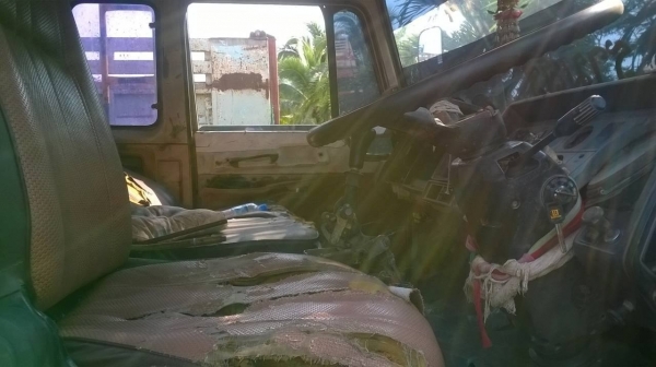 ขายเทนเลอร์ 2 เพลา บรรทุกแบคโฮ 200 ได้สบาย KT920 เครื่อง EH700 168 แรงม้า สโลว์อินเตอร์ เบรคลมดัน วางหัว SUMO 227 ทะเบียนพร้อมโอนครับ