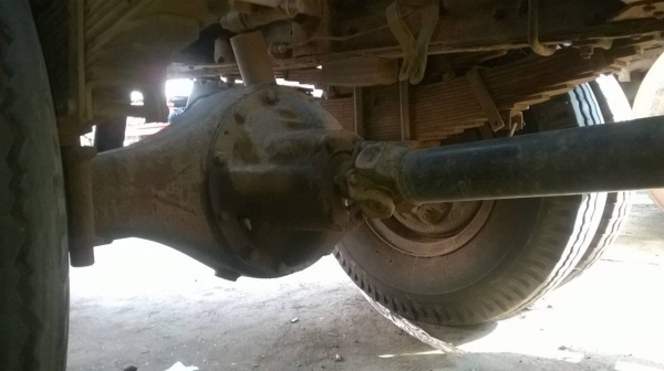 ขายถูกรถบรรทุก 6 ล้อ HINO KM310 คัสซีสวยตลอดเส้น  เครื่องเดิม DQ100 มีสโลว์กลาง ยางเต็ม ทะเบียนพร้อมโอน ราคาต่อรองได้ครับ