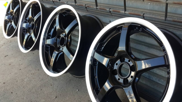 VOLK GTS ขอบ 17 4รู100 กว้าง 7.5 ออฟ 42 ครบชุด 4วง