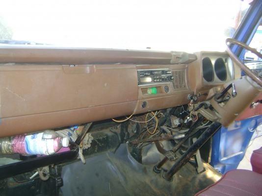 นิสัน ED 30  85 แรง ทะเบียนเต็ม // ต่ำกว่าไม่ขาย // ราคา 210,000บาท