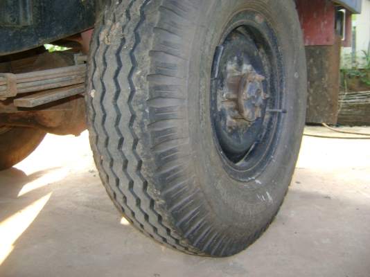 นิสัน ED 30  85 แรง ทะเบียนเต็ม // ต่ำกว่าไม่ขาย // ราคา 210,000บาท