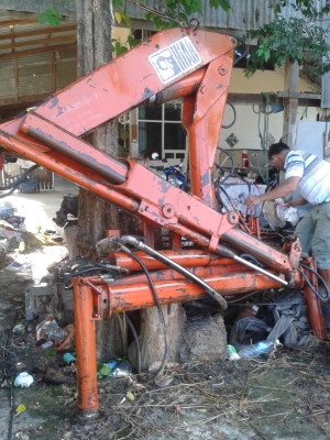 ขายเฮียบ/เครนพับ3ตัน ติดรถบรรทุก