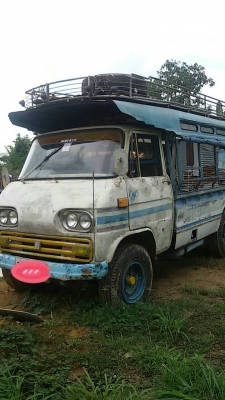 4 ล้อ 4 ล้อ