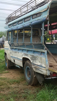 4 ล้อ 4 ล้อ