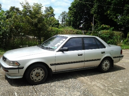 ขายรถยนต์ ปี92 โตโยต้า โคโรน่า รุ่นหน้ายิ้ม เครื่อง2000cc.หัวฉีด เกียร์ออโต้ พวงมาลัยเพาเวอร์ แอร์เย็น ล้อแม็ก เครื่องดี สภาพพร้อมใช้งาน ขายถูกๆ 48,000บาท