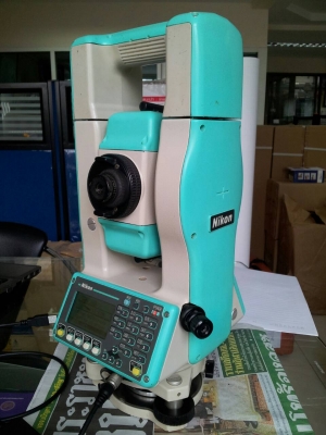 รับงานสำรวจเพื่อการก่อสร้าง เช่น ให้ตำแหน่งถมดิน บ่อพักท่อระบายน้ำ ถนน เข็มอาคาร เข็มบ้าน เข็มต่างๆ ตรวจสอบค่าเยื้องศูนย์ของเข็ม ให้Grid line lineต่างๆ ฯลฯ ติดต่อ คุณจรัญเจริญ (ช่างโจ) โทร. 081-7539527