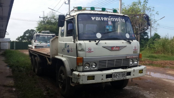 ขายhinoเครื่องeh700ราคา355000ลดสุดท้ายครับ