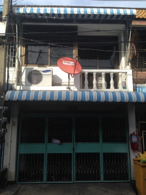 ขายทาวน์เฮ้าส์ 4 นอน 2 น้ำ