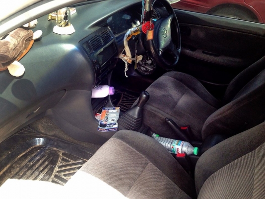 **55,000 บ.ต่อรอง**ขายรถเก๋งตัวยอดนิมยม TOYOTA COROLLA "โฉมสามห่วง"เกียร์ธรรมดา ปี36/93 เครื่องเดิม เกียร์เดิม ติดแก้สLPG(ลงเล่ม) เครื่องดีแน่นดี ไม่มีปัญหาความร้อน น้ำไม่มีดัน ประหยัดสุด เกียร์ดีไม่มีหลุด ช่วงล่างแน่น หนึบ หน้า-หลังไม่เคยชนหนัก