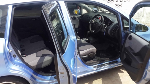 ขาย HONDA, JAZZ 1.5 E (ABS/AIRBAG)รุ่นท็อปสุด สีฟ้าพิเศษ