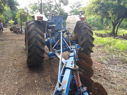 รถไถฟอร์ด77 T1 กรองเล็กพร้อมทะเบียน