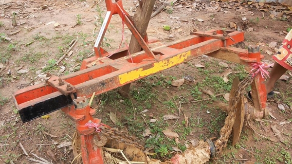 ***ขายแล้วครับขอบคุณ Truck2hand ขาย หางยกร่อง(ร่องเดียว) ของ SBT สมบูรณ์แทร็กเตอร์ สภาพดี สำหรับรถไถ KUBOTA 34 แรง/ KUBOTA 36 แรง ทรงสวยไม่ผุ ไม่แตกไม่มีร้าว ใบสภาพโอเค มีบิ่นบ้างนิดๆหน่อย ใช้งานได้ปกติ สีสันดี พร้อมใช้งาน ราคาต่อรองได้นิดหน่อยเด้อ พี่น้อ ***ขายแล้วครับขอบคุณ Truck2hand ขาย หางยกร่อง(ร่องเดียว) ของ SBT สมบูรณ์แทร็กเตอร์ สภาพดี สำหรับรถไถ KUBOTA 34 แรง/ KUBOTA 36 แรง ทรงสวยไม่ผุ ไม่แตกไม่มีร้าว ใบสภาพโอเค มีบิ่นบ้างนิดๆหน่อย ใช้งานได้ปกติ สีสันดี พร้อมใช้งาน ราคาต่อรองได้นิดหน่อยเด้อ พี่น้อ