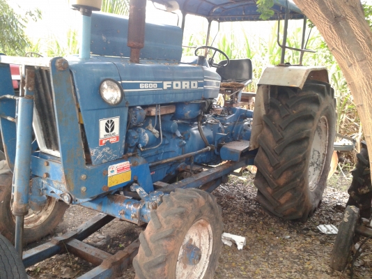 รถไถฟอร์ด77 T2 หัวกลมพร้อมใบมีดและผาน3และเล่มทะเบียน