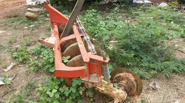 ***ขายแล้วครับขอบคุณ Truck2hand ขายหางพรวน 5 มือเดียวออกห้างพร้อมตัวรถ KUBOTA L4508 สภาพดี เดิมเป็นหางพรวน6 ขยับใบ เป็นหาง5 แข็งแรง ไม่แตกไม่ร้าว ใบสภาพดี ไม่ผุ ใช้งานได้ปกติ ทรงยังสวย สีสันเดิมๆ พร้อมใช้งาน ราคาต่อรองได้นิดหน่อยเด้อ พี่น้องครับ