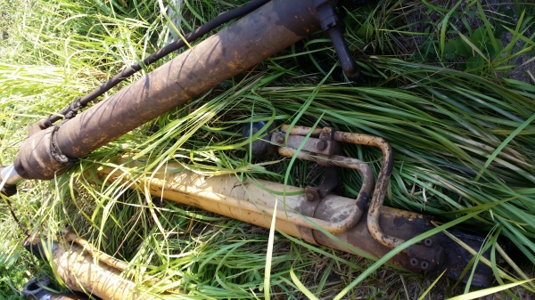 ขายด่วน กระบอกอาม+ กระบอกบุ่งกี๋+ กระบอกยก CAT