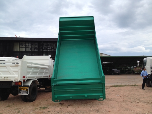 ขายครับ HINO MEGA เครื่อง HO7C 185 แรงม้ากระบะดั้มพ์ดิน ยาว 3.80 เมตร กว้าง 2.0 เมตร กระบอกดั้มพ์ 4 ตัน ยาง 825 ขอบ 20 นิ้ว