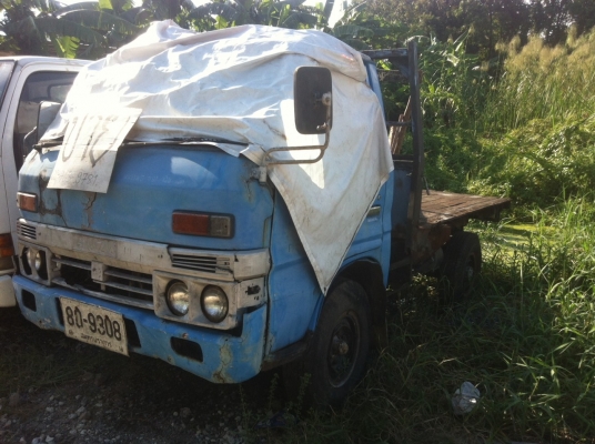 ขายรถ4ล้อพื้นเรียบ65000บาทเท่านั้น ทะเบียนพร้อมโอน