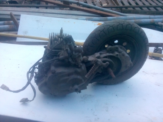 ขายของหลังบ้าน