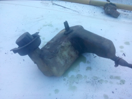 ขายของหลังบ้าน