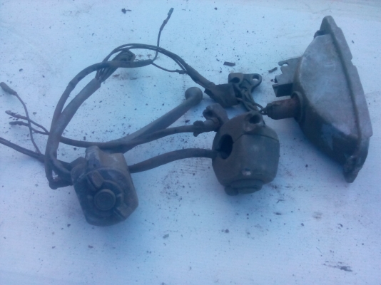 ขายของหลังบ้าน