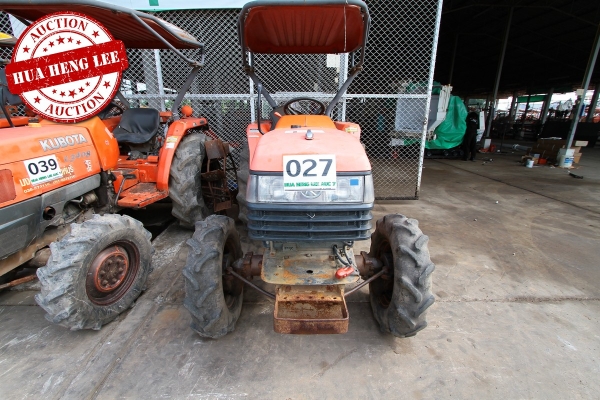 AUC 7 Code 027  แทรกเตอร์ KUBOTA L3408  ราคา เริ่มต้นการประมูล 120,000 บาท