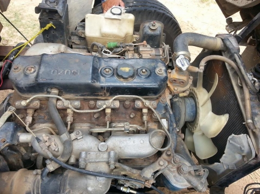 ขายISUZU NKR110แรง ปี39 เครื่องดี แคชซีสวย ยางดี สภาพพร้อมใช้งาน เอกสารพร้อมโอน สนใจโทร 090-8588220คุณนะ ID:narong498 หรือ www.truck.in.th/498