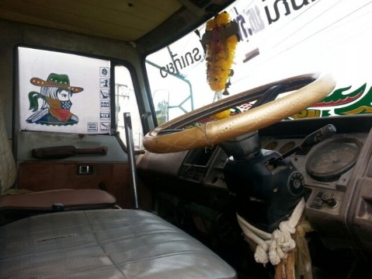 ขายเทรลเลอร์2เพลาหัวF18 มีสโล เครื่องดี168แรง EH700 แคชซีสวย KT725 หางใหญ่ขึ้นPC200ได้ มีบันไดไฮดรอลิกขึ้นรถเกี่ยว เอกสารพร้อมโอน สนใจโทร 090-8588220คุณนะ ID:narong498 หรือ www.truck.in.th/498