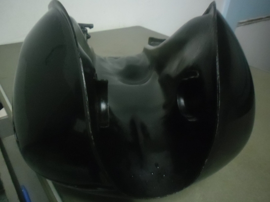 ขายถังนํ้ามัน Yamaha Special 400 สภาพพร้อมใช้สวยมาก ขายถังนํ้ามัน Yamaha Special 400 สภาพพร้อมใช้สวยมาก