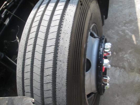 ขาย 6 ล้อ  HINO เมกก้า 212  ปี  50  ติดเครน UNIC  4 ชัก