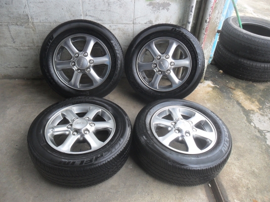 ล้อแม็ก 16นิ้ว 6รู อีซุสุ พร้อมยาง สวยๆ 4 ล้อ ราคา 6900 บาท