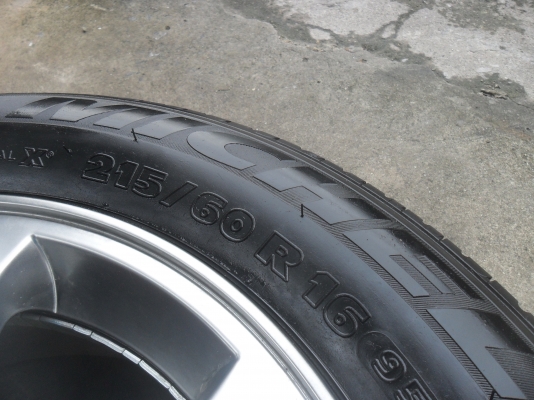 ล้อแม็ก 16นิ้ว 6รู อีซุสุ พร้อมยาง สวยๆ 4 ล้อ ราคา 6900 บาท