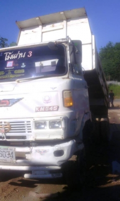 ขาย 6 ล้อ ดั๊ม  HINO เครื่องโตโยต้า 1W มีใบคุมเครื่อง เฟืองท้าย F ขายตามสภาพ