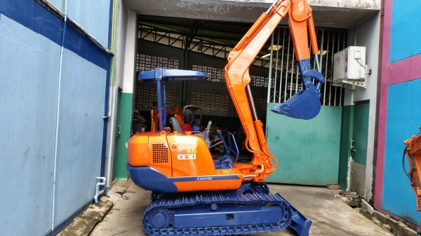 ขาย รถขุด  HITACHI  รุ่น EX30 แทร็กเหล็ก มือสองญี่ปุ่น