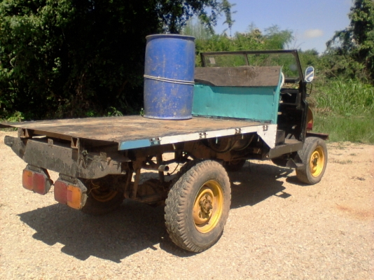 ขายถูกรถบรรทุก  4  ล้อ  นิสสัน