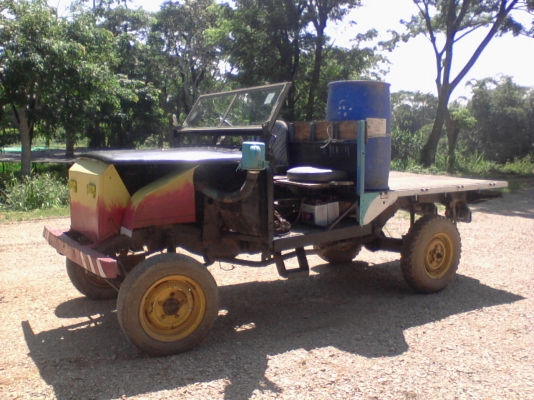 ขายถูกรถบรรทุก  4  ล้อ  นิสสัน