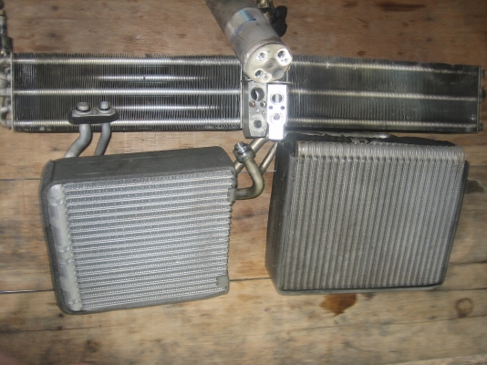 ขายเหมา คอมแอร์รถยนต์ สภาพดีครับ