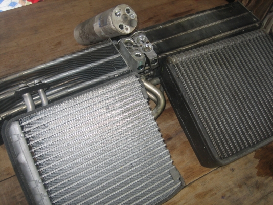 ขายเหมา คอมแอร์รถยนต์ สภาพดีครับ