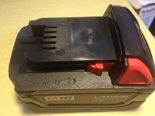 แบ็ตแท้ Milwaukee Li-ion Battery XC4.0 48-11-1840 18V/4.0Ahr 72W แบ็ตแท้ Milwaukee Li-ion Battery XC4.0 48-11-1840 18V/4.0Ahr 72W