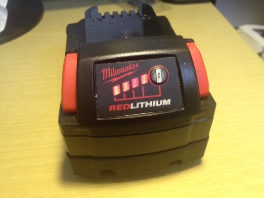 แบ็ตแท้ Milwaukee Li-ion Battery XC4.0 48-11-1840 18V/4.0Ahr 72W แบ็ตแท้ Milwaukee Li-ion Battery XC4.0 48-11-1840 18V/4.0Ahr 72W