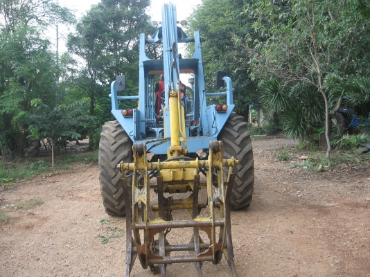 ขาย รถคีบอ้อย