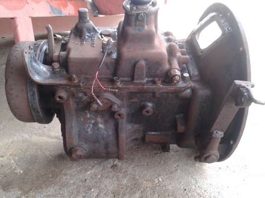 ขายยเกียร์สิบล้ออีสุสุ สภาพสวย พร้อมใช้งาน